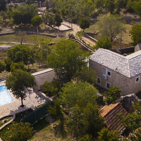Villa Ognjistar In The Hinterland Of Makarska Riviera Zmijavci Exteriér fotografie
