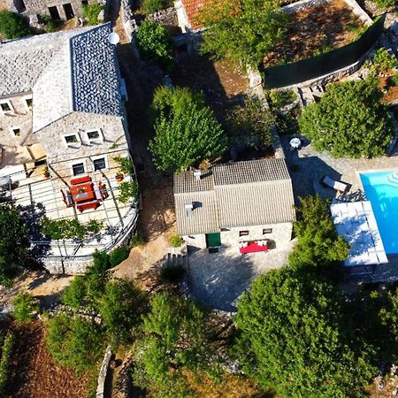 Villa Ognjistar In The Hinterland Of Makarska Riviera Zmijavci Exteriér fotografie