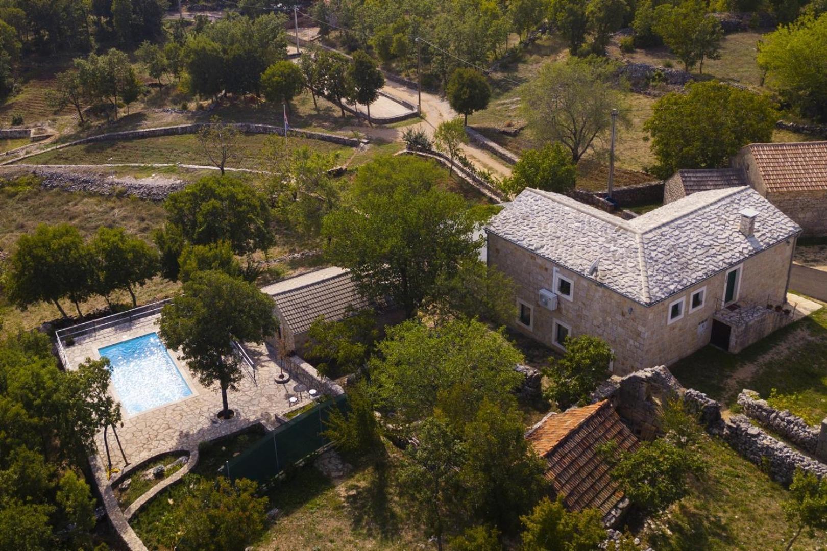 Villa Ognjistar In The Hinterland Of Makarska Riviera Zmijavci Exteriér fotografie